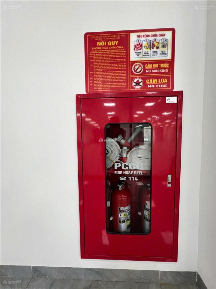 Cho thuê tòa nhà mt phan bá phiến khu vip k300. dt 10x18m. hầm  trệt  lửng  4 lầu. pccc chuẩn