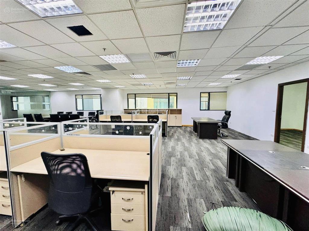 Cho thuê tòa nhà mt phan bá phiến khu vip k300. dt 10x18m. hầm  trệt  lửng  4 lầu. pccc chuẩn