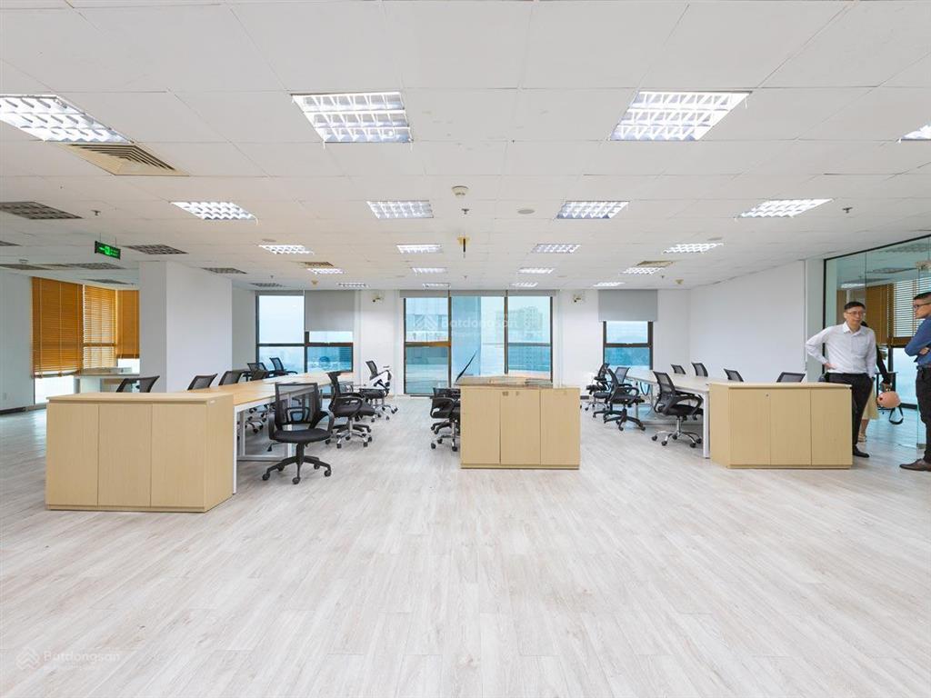 Building cho thuê mt nguyễn trọng tuyển, p. phú nhuận. dtsd 1.880m2. hầm  8 tầng. 2 thang máy