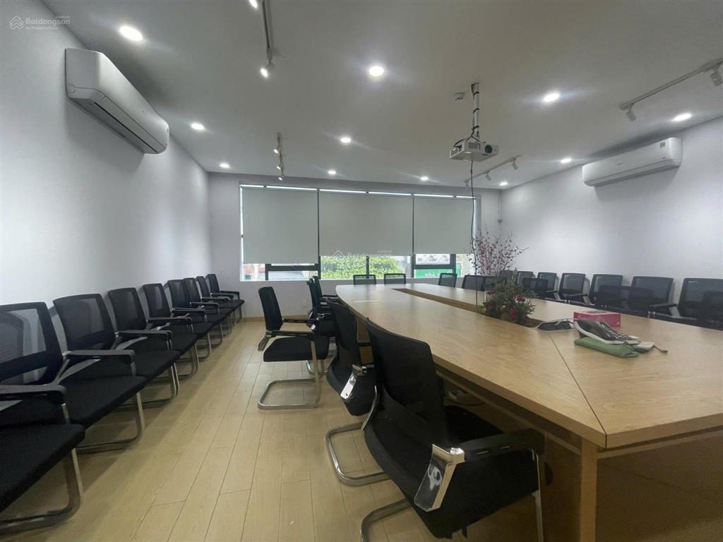 Nhà nguyên căn đường bình giã, p. tân bình. dt 7x20m. hầm  trệt  3 lầu. sẵn máy lạnh