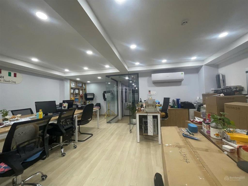 Nhà nguyên căn đường bình giã, p. tân bình. dt 7x20m. hầm  trệt  3 lầu. sẵn máy lạnh
