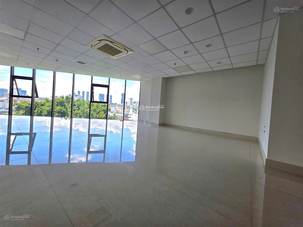 Cho thuê tòa nhà đường nguyễn trọng tuyển, phường 8. dt 9,5x20m. hầm  8 tầng cao. pccc đạt chuẩn