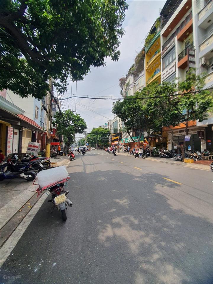 Cho thuê tòa nhà mt đường hát giang, phường 2. dt 11x18m. hầm  7 tầng. pccc, sàn suốt đẹp