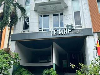 Cho thuê nguyên căn hoàng hoa thám. dt 7x14m. hầm  trệt  3 lầu. sẵn máy lạnh. thang máy.