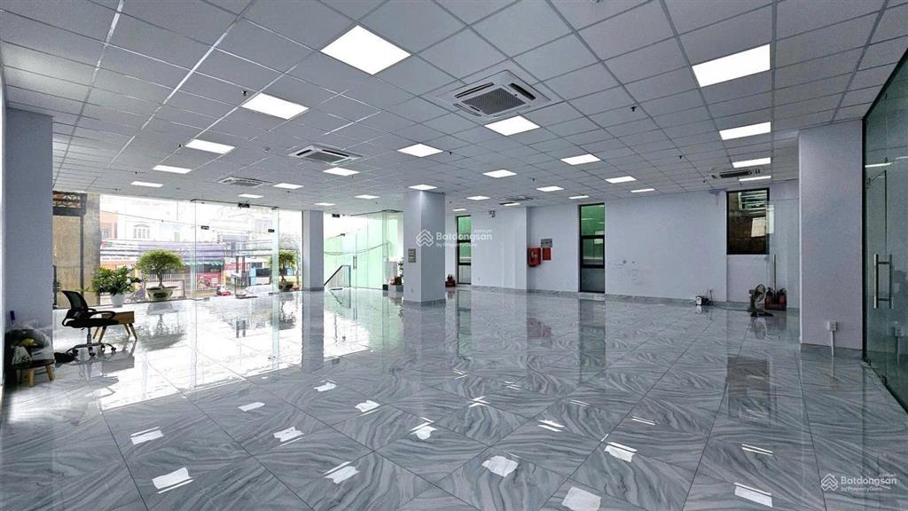 Building cho thuê đường trương công định. ngang 11m. hầm, trệt, 5 lầu. sàn suốt.