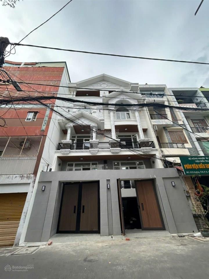 Cho thuê biệt thự đường nguyễn minh hoàng, khu k300. dt 8x18m. 1 hầm, trệt, 3 lầu. phòng rộng rãi