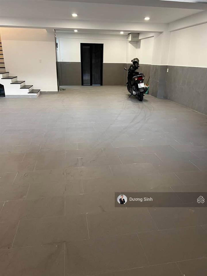 Nhà nguyên căn cho thuê đường yên thế. khu sân bay. dt 7x20m. hầm, trệt, 3 lầu. sẵn máy lạnh