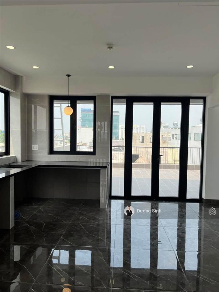 Nhà nguyên căn cho thuê đường yên thế. khu sân bay. dt 7x20m. hầm, trệt, 3 lầu. sẵn máy lạnh