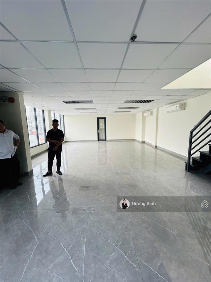 Building cho thuê mặt tiền đường lê trung nghĩa, khu k300. dt 8x20m. 1 hầm  4 lầu. pccc đạt chuẩn