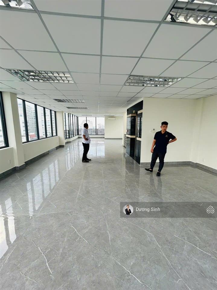 Building cho thuê mặt tiền đường lê trung nghĩa, khu k300. dt 8x20m. 1 hầm  4 lầu. pccc đạt chuẩn