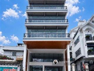 Building cho thuê mặt tiền trần quốc hoàn. tuyến đường lớn. dt 8x22m. 1 hầm  6 tầng. pccc chuẩn