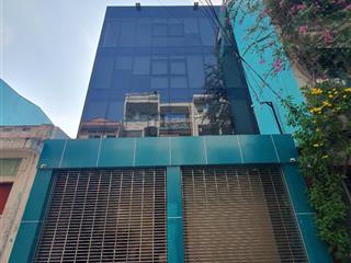 Cho thuê nhà nguyên căn mặt tiền khu k300. dt 8x20m. 1 trệt 4 lầu sân thượng, thang máy.