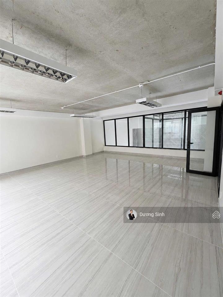 Tòa nhà cho thuê đường cách mạng tháng tám. dt 10x16m. 1 hầm  6 tầng. sàn suốt. pccc