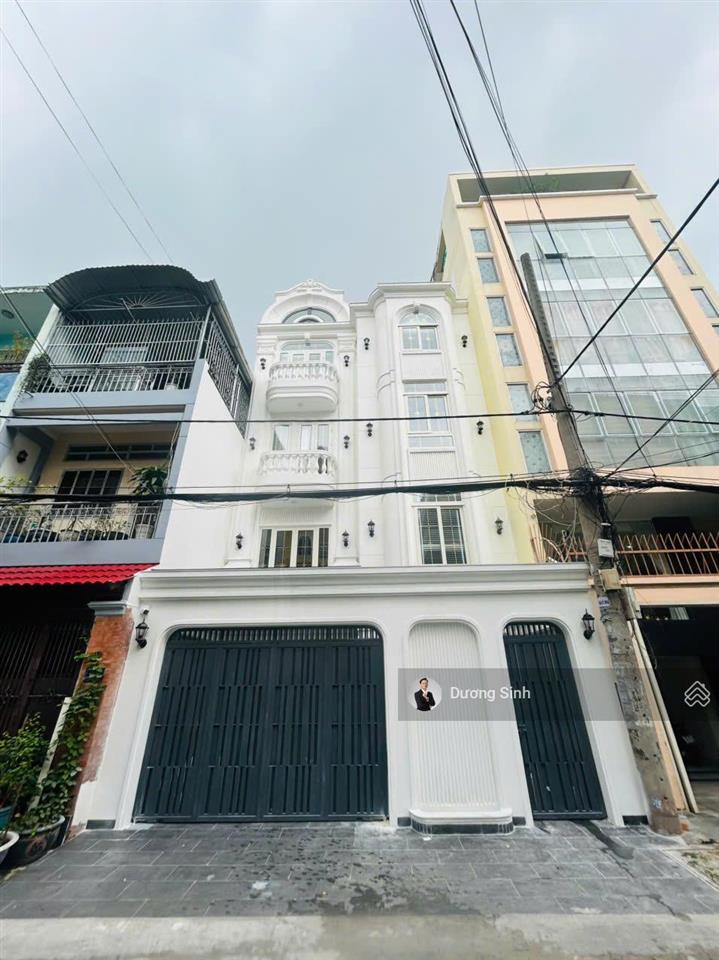 Nhà nguyên căn mặt tiền đường nguyễn minh hoàng, khu k300. 1 trệt 3 lầu sân thượng. thang máy