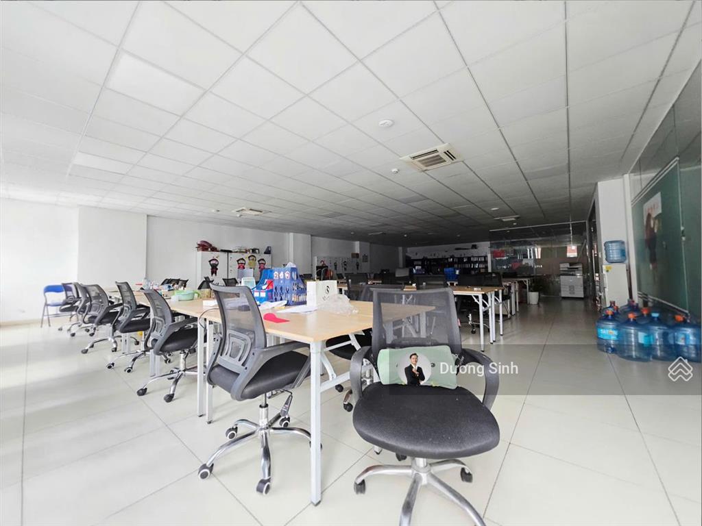 Building cho thuê mặt tiền cộng hòa. dt 12,5x25m. 2 hầm  7 tầng. 2 thang máy. pccc nghiệm thu