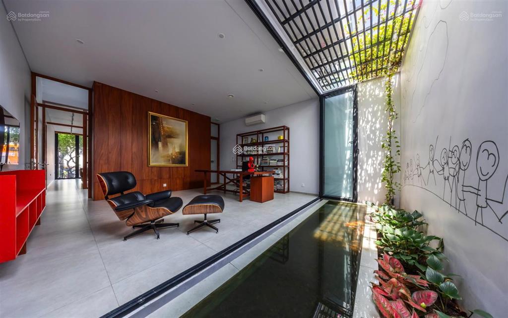Cho thuê biệt thự đường phổ quang, p. tân sơn hòa (tân bình cũ). dt 8,5x19m. trệt 3 lầu. gara ô tô