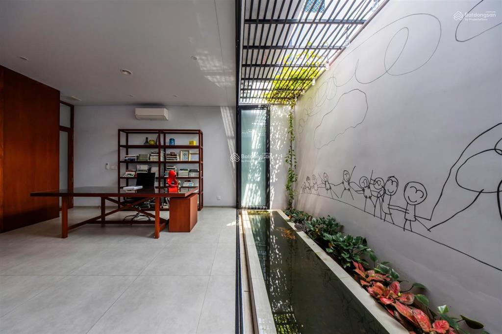 Cho thuê biệt thự đường phổ quang, p. tân sơn hòa (tân bình cũ). dt 8,5x19m. trệt 3 lầu. gara ô tô