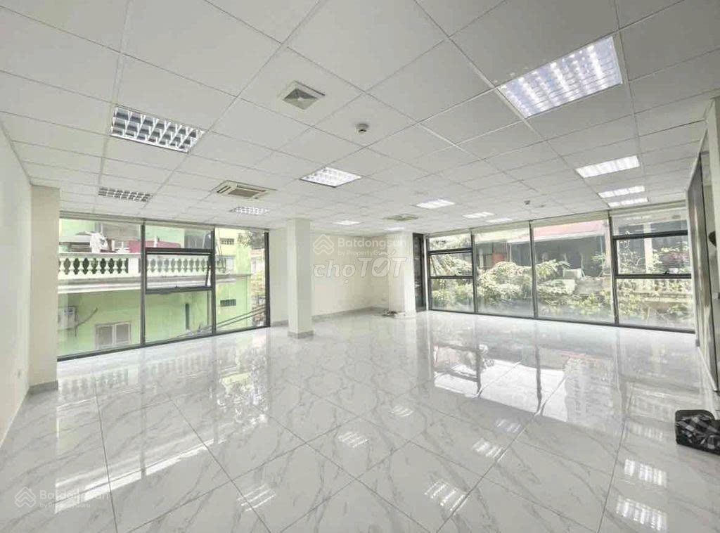 Siêu phẩm tòa nhà 2 mt cửu long  lam sơn. khu vip sân bay. dt 12x25m. hầm 7 tầng nổi. pccc chuẩn