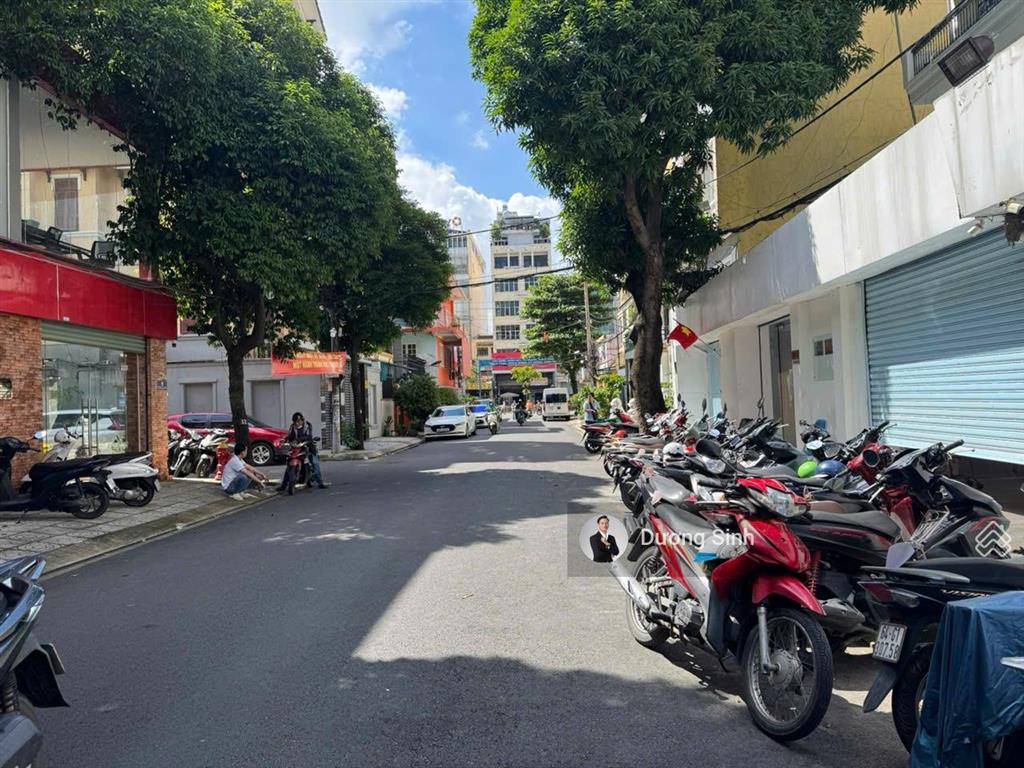Cho thuê nguyên tòa hẻm 10m đường cộng hòa. dt 6,5x20m. 1 hầm, lửng, 4 lầu. thang máy