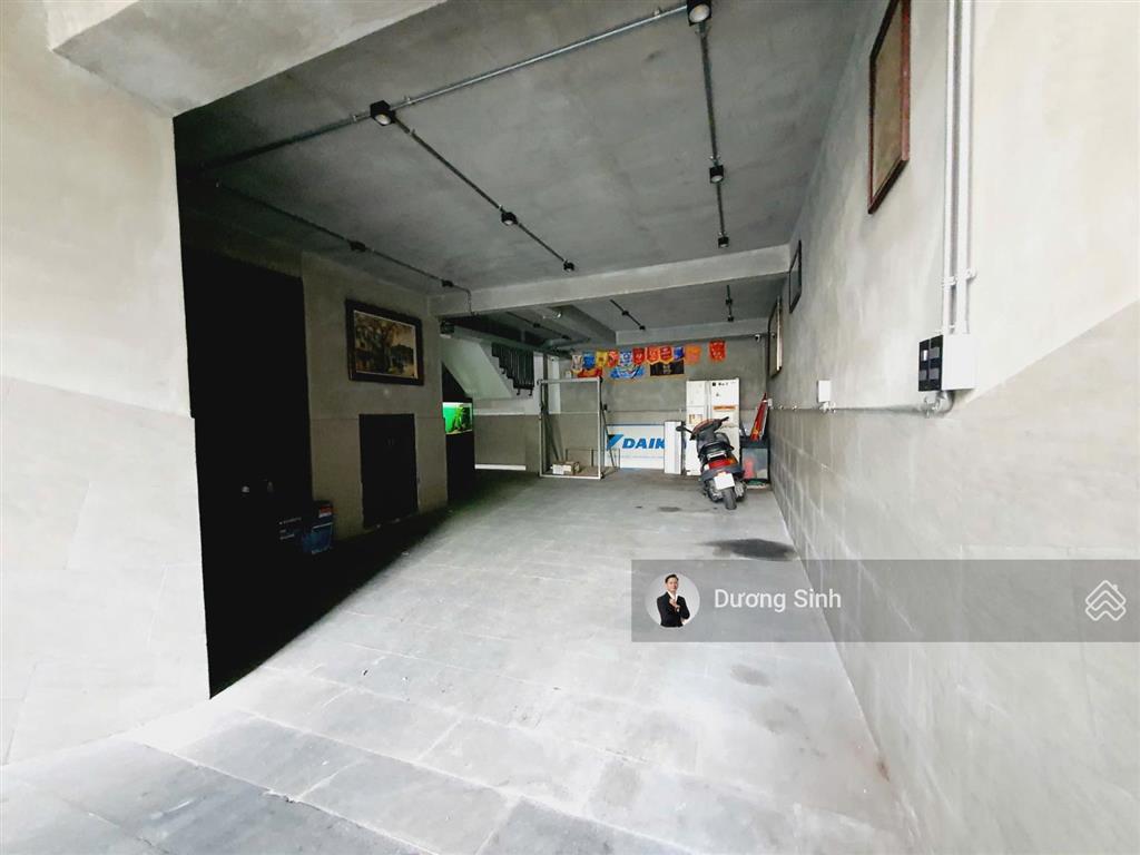 Cho thuê nguyên căn full nội thất đường hồ văn huê, dt 7x20m. hầm, trệt, 4 lầu. thang máy