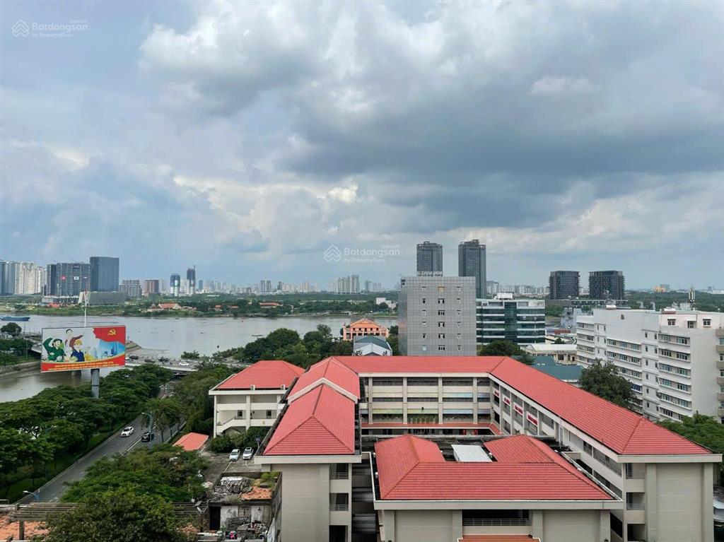 Bán căn hộ 88m2 tại saigon royal residence, 125 triệu/m2, 2pn, 2wc, đông nam