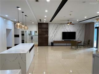 Chính chủ cho thuê căn 3pn 180m2 lô góc thoáng mát