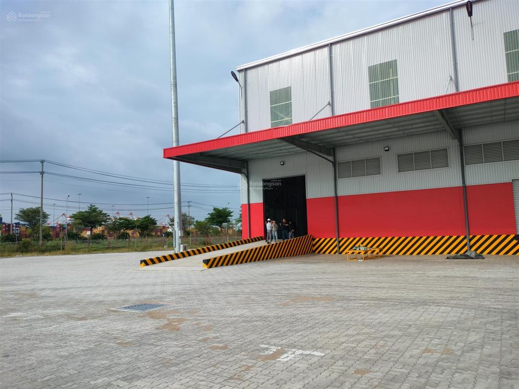 Cho thuê nhà xưởng 4000m2 ngay cảng cái mép  tp. hcm