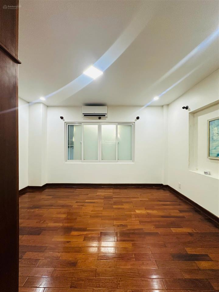 Chính chủ cần cho thuê nhà mặt phố trần phú sát bên cổng chợ hàn siêu đẹp, hàng hiếm có