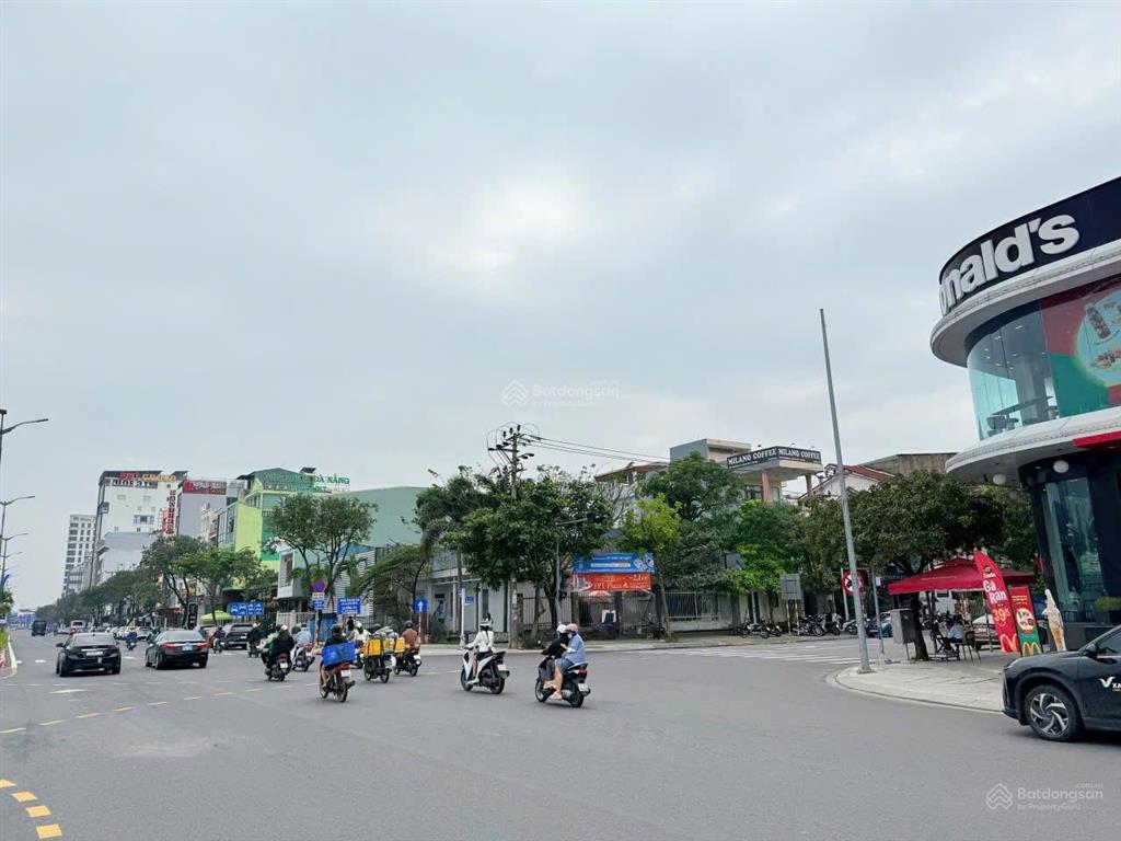 Cho thuê siêu phẩm góc 2 mặt tiền đường 2/9 gần 800m2