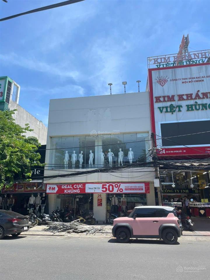 Cho thuê nguyên căn 3 tầng mặt tiền âu cơ, dt sàn 1015m2