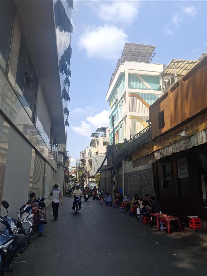 Hẽm cao thắng, quận 3. dt 3.4 x 10m. trệt lầu. tặng full nội thất, giá 8 tỷ. tl
