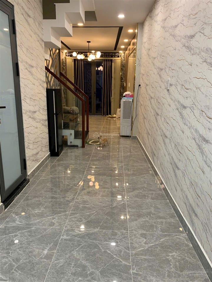 6 tỷ 5. tl. nhà 3 tầng cao đạt, quận 5. hướng tây nam