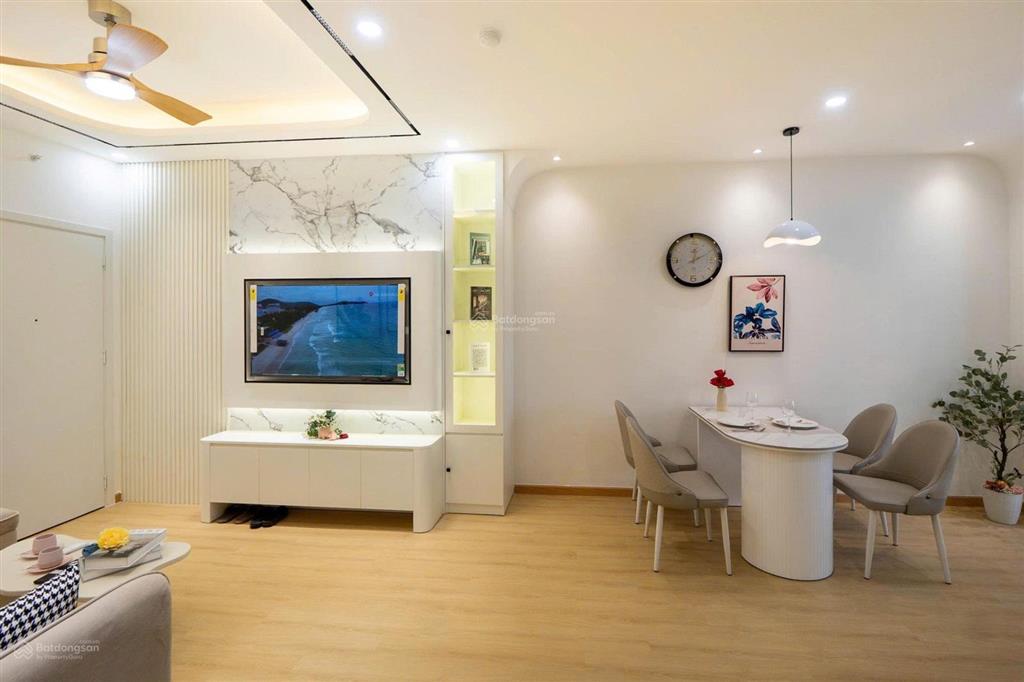 Bán căn hộ 922 toà oc2b view đông nam tầng thấp mường thanh viễn triều. giá 3 tỷ 890