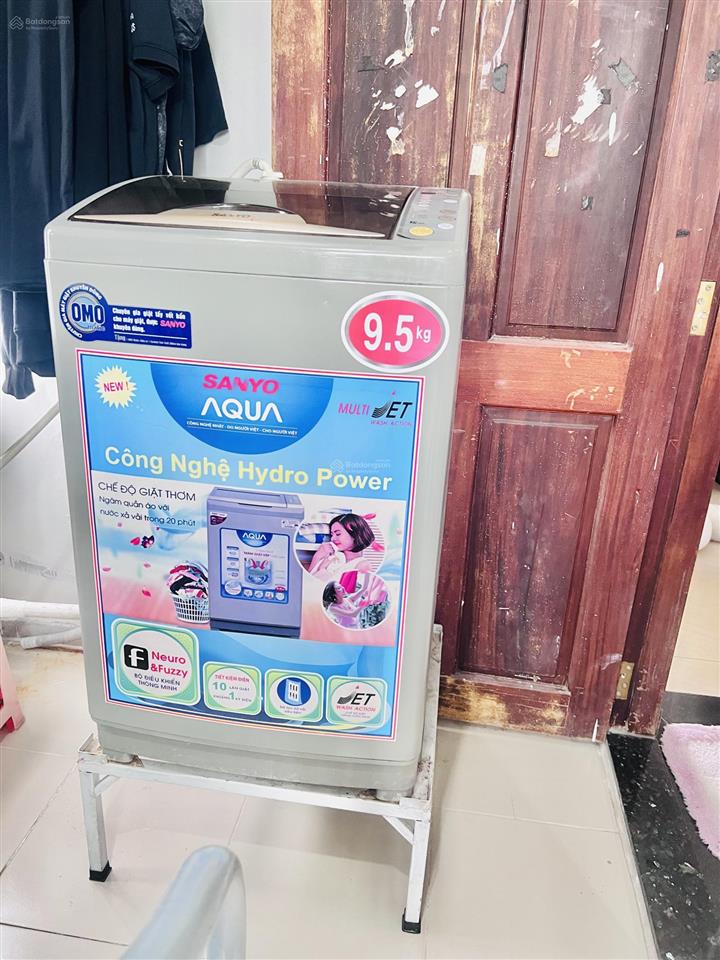 Cho thuê phòng giá rẻ quận 1, có 2 cửa sổ, thoáng mát gần chợ tân định