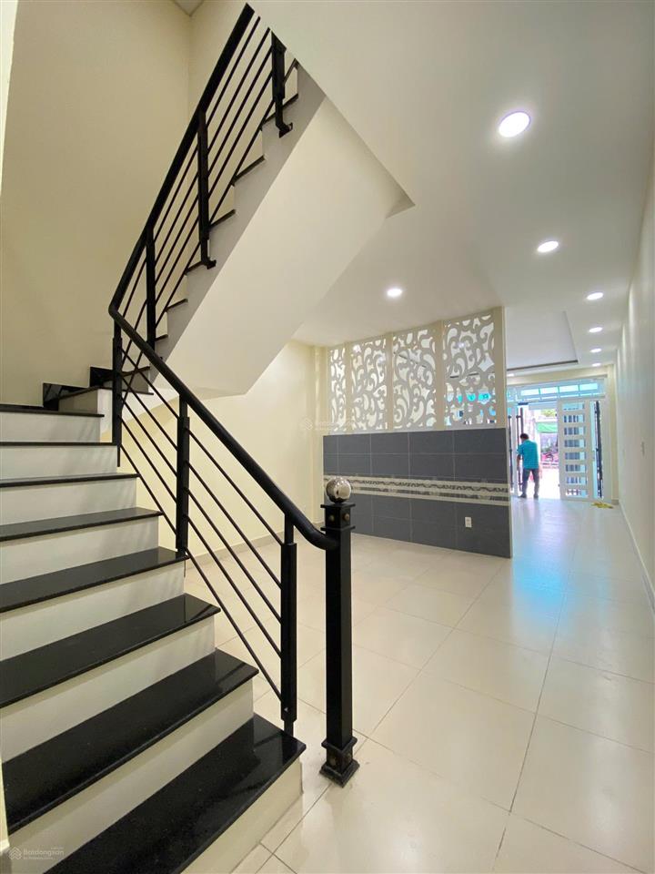 Chính chủ bán nhà 1t 1l 60m2 đường tây hoà gần svđ qg rạch chiếc