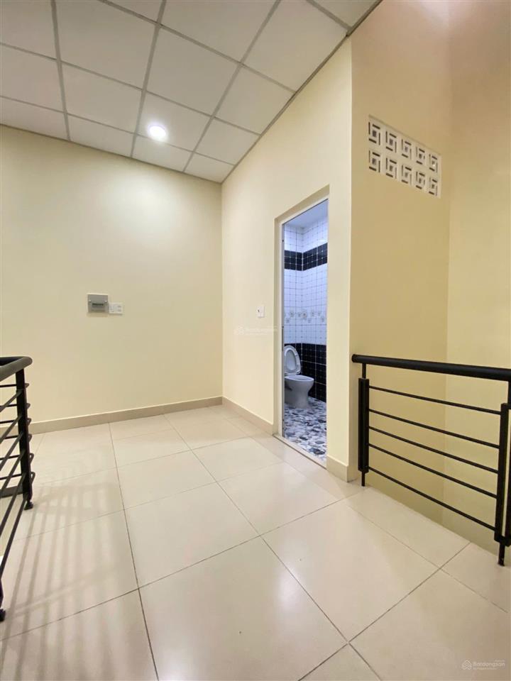 Chính chủ bán nhà 1t 1l 60m2 đường tây hoà gần svđ qg rạch chiếc