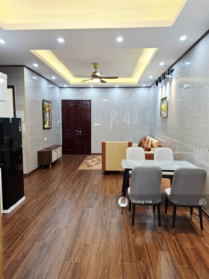 Chung cư việt hưng 75m2 2 phòng ngủ 2 ban công cực thoáng chỉ 4,38 tỷ