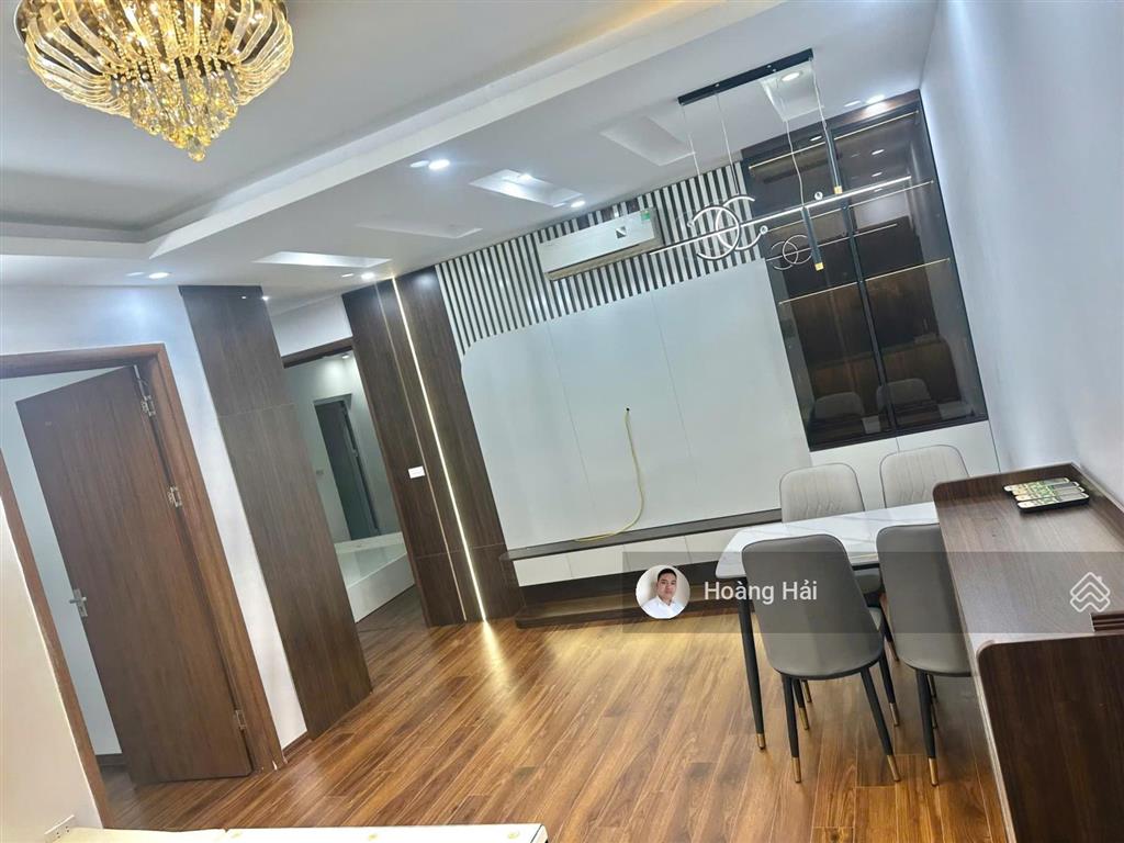 Bán chcc việt hưng 58m 2pn/2wc full nội thất sang xịn mịn chỉ 3,95 tỷ