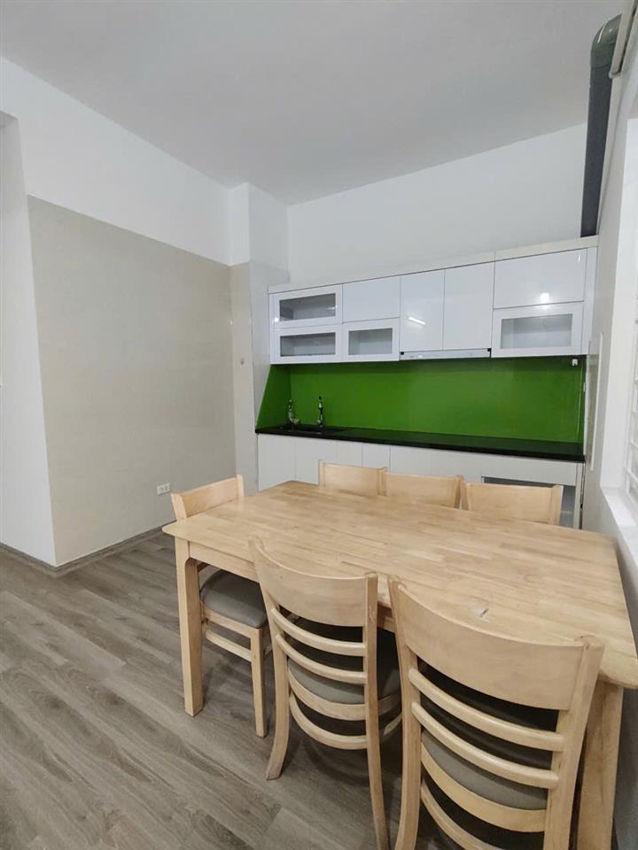 Cực hiếm bán chcc kđt việt hưng 80m2 2 phòng ngủ thoáng mát giá 3,85 tỷ