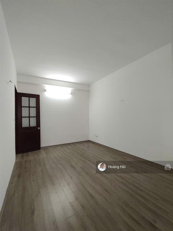 Cực hiếm bán chcc kđt việt hưng 80m2 2 phòng ngủ thoáng mát giá 3,85 tỷ