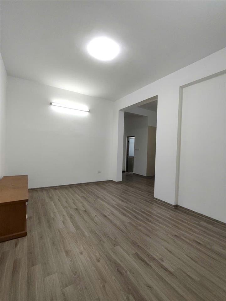 Cực hiếm bán chcc kđt việt hưng 80m2 2 phòng ngủ thoáng mát giá 3,85 tỷ