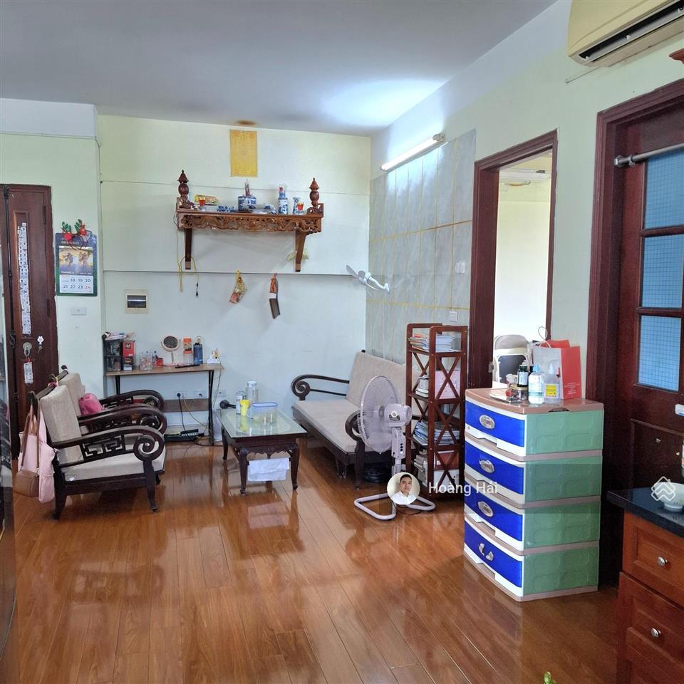 Bán căn góc chcc việt hưng 72m2 2 phòng ngủ chỉ 3,99 tỷ
