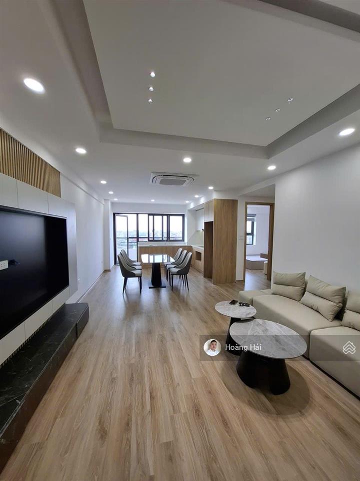 Cực hiếm chcc việt hưng 76m2 2 phòng ngủ căn góc view đẹp về ở ngay giá 4,x tỷ