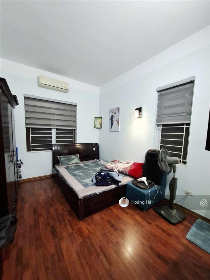 Bán chcc kđt việt hưng 80m 2pn/2wc 2 ban công căn góc thoáng mát giá 3,9 tỷ