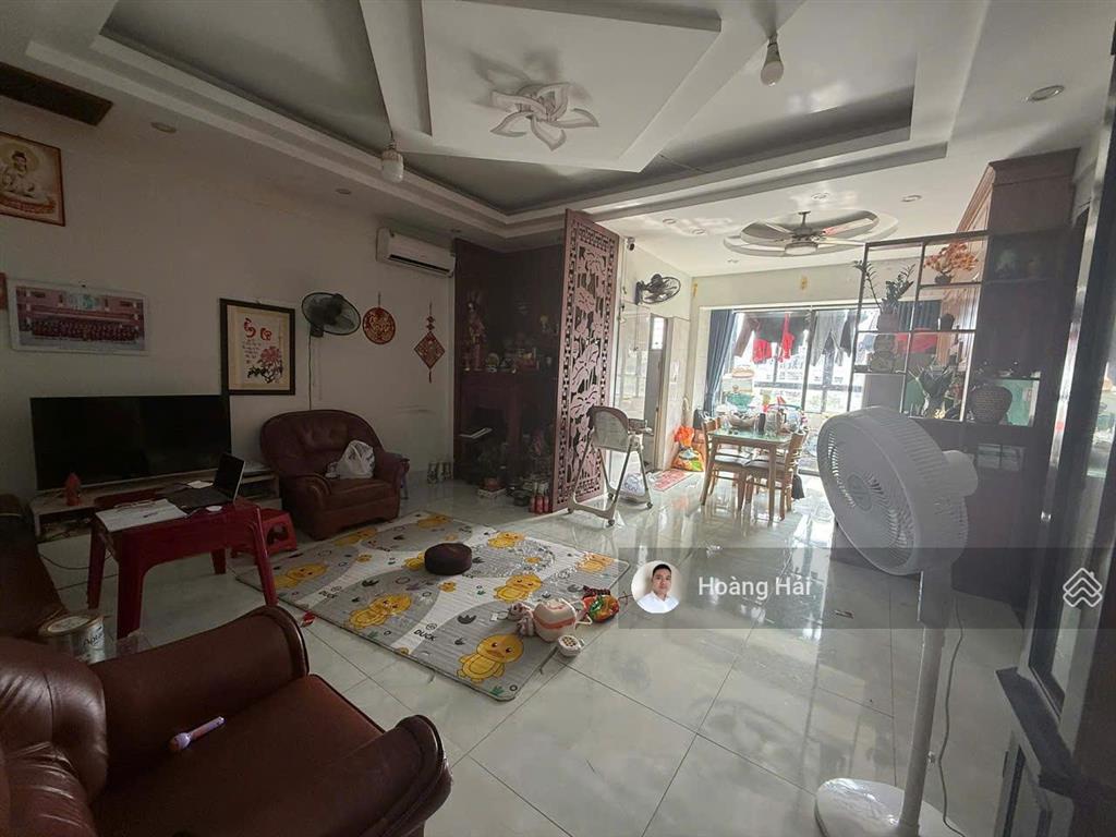 Cực hiếm chcc việt hưng 71m² 2 phòng ngủ nhà đẹp thoáng mát chỉ 4,x tỷ