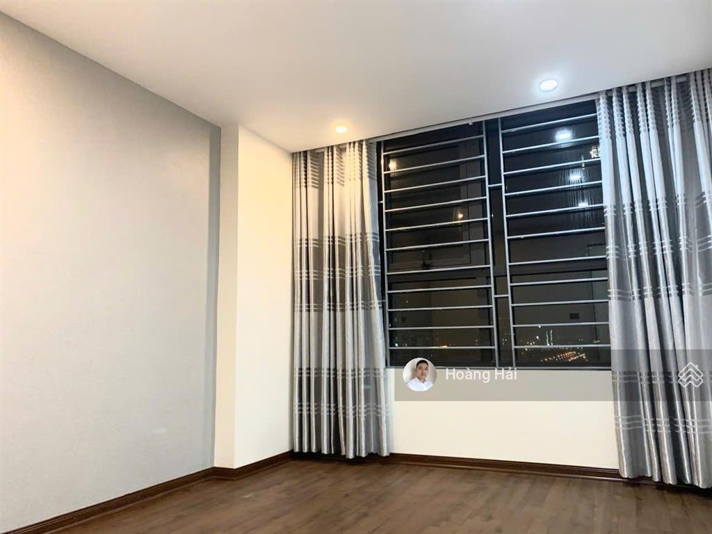 Bán gấp căn hộ chung cư 120m2 tại green park ct15 việt hưng, giá thỏa thuận