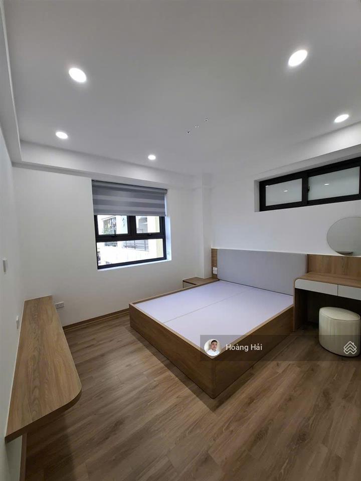 Cực hiếm bán căn góc chcc kđt việt hưng 76m 2 phòng ngủ full nội thất đẹp chỉ 4,599 tỷ
