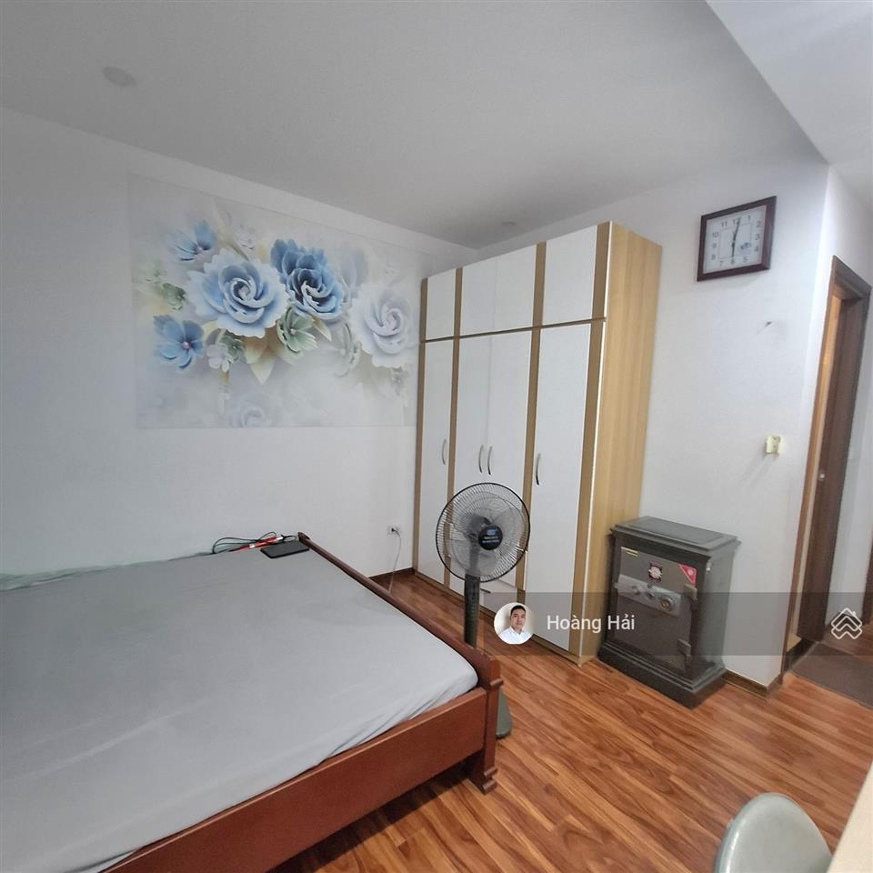 Bán nhanh căn hộ chung cư việt hưng 65m 2pn/2wc hướng mát thang máy 4,5 tỷ