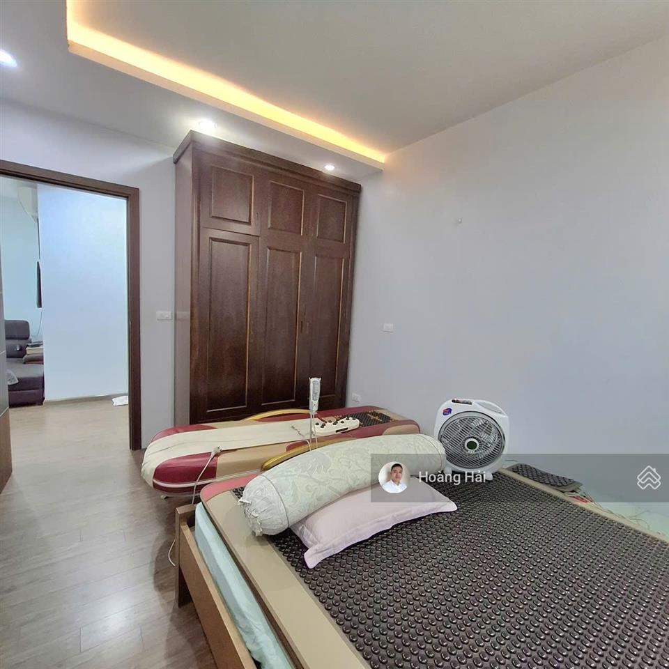 Bán nhanh căn hộ valencia việt hưng kế bên trường quốc tế marie curie 61m2, 2 ngủ, giá chỉ 4,15 tỷ