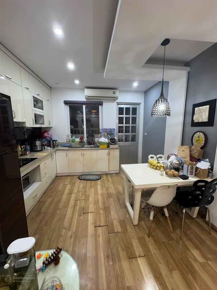 Bán chcc kđt việt hưng 73m 2pn/2wc nhà đẹp thoáng mát chỉ 4,3 tỷ